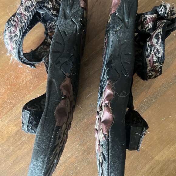 Teva Terradactyl Mens 8 Sandals Black Purple Tan‎ 6601  Walking Hook & Loop - Picture 4 of 8